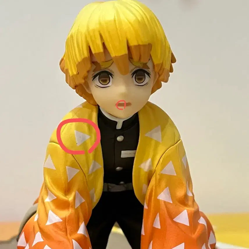 [BUNJANG] Demon Slayer Zenitsu Tenohira Gem Figure / 귀멸의 칼날 귀칼 젠이츠 테노히라 gem 피규어