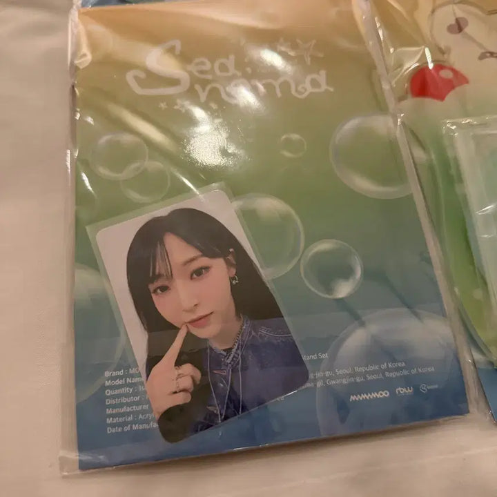 [BUNJANG] Moonbyul SEANEMA Fan Concert Acrylic Photocard Stand Set / 문별 팬콘 SEANEMA 아크릴 포토카드 스탠드 세트