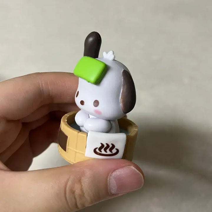 [BUNJANG] Pochacco Bath Figure / 포차코 목욕(온천) 피규어