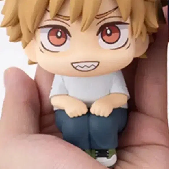 [BUNJANG] Chainsaw Man Denji Look-Up Exclusive Cushion / 체인소맨 덴지 룩업 특전 미포함