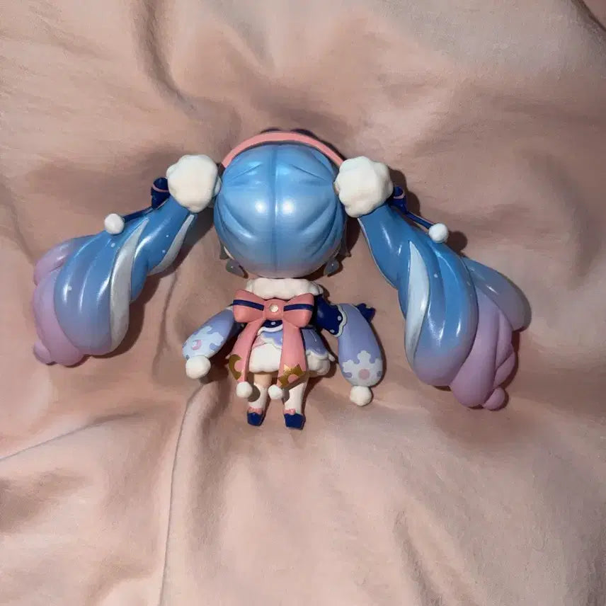 [BUNJANG] Hatsune Miku Nendoroid Yukimiku 2023 Figure / 하츠네미쿠 넨도로이드 유키미쿠 2023 피규어(배포12.7/특전ㅇ)