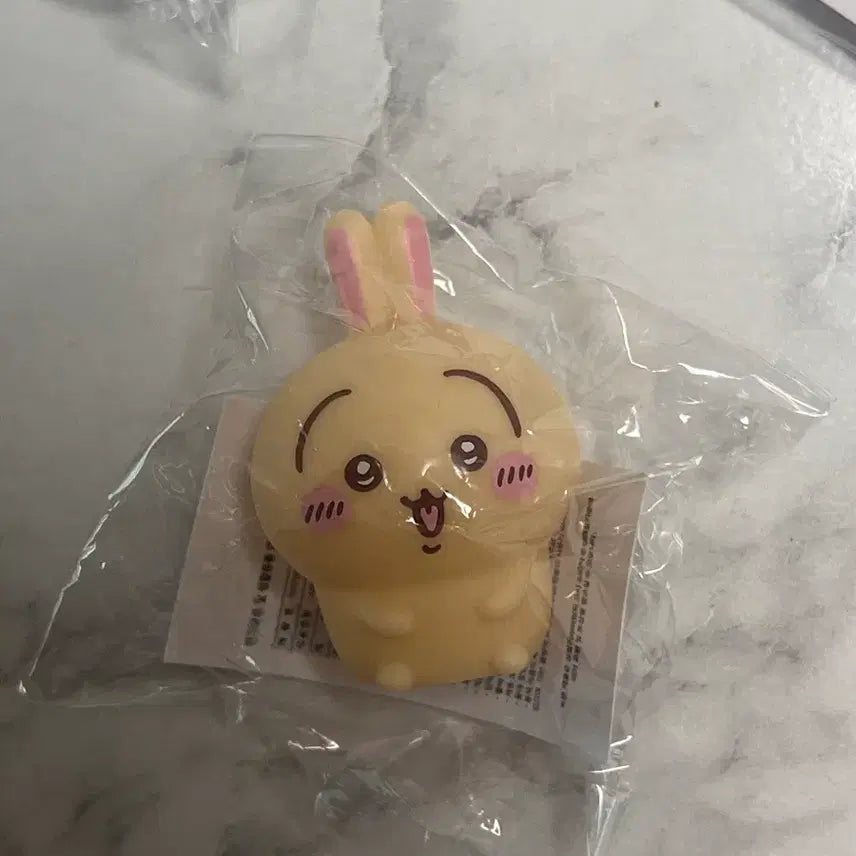 [BUNJANG] Chiikawa Pukapuka Usagi Figure / [미개봉] 치이카와 푸카푸카 피규어 우사기