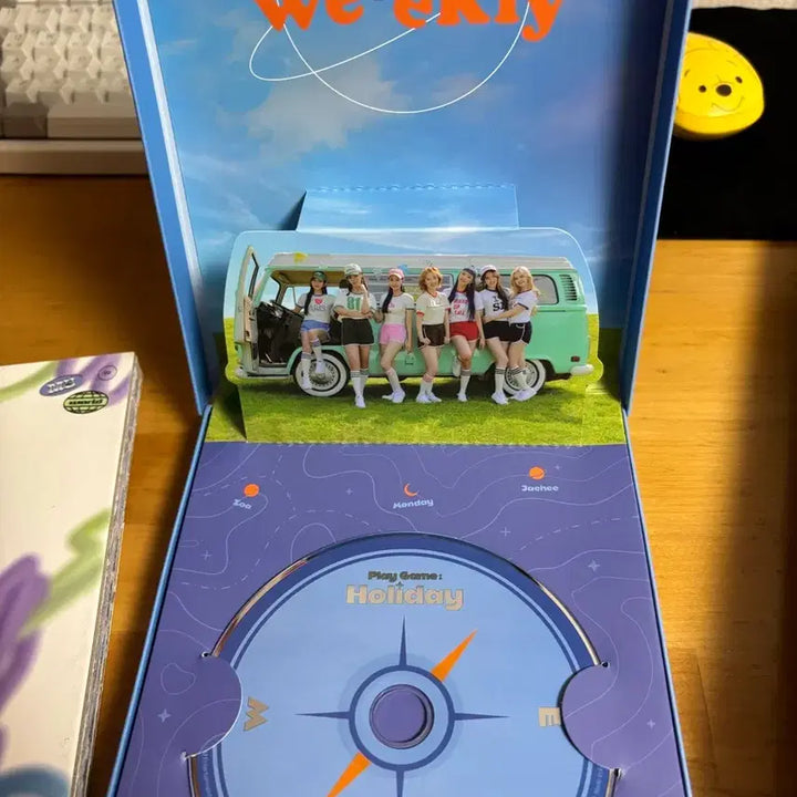 [BUNJANG] We:c RE:VERSE Photocard Holder / 위클리 play game holiday 4집 개봉