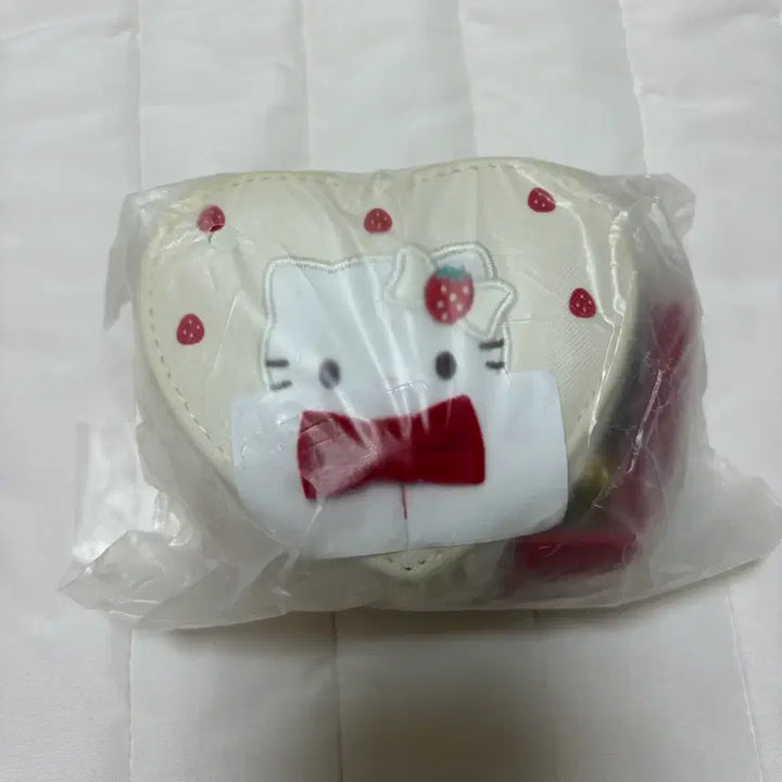[BUNJANG] Sanrio Shortcake Kitty Accessory Pouch Case / (일택포)산리오 쇼트케이크 키티 악세사리 파우치 케이스