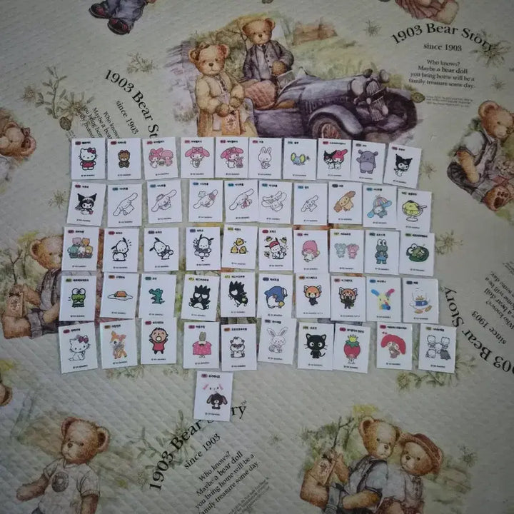 [BUNJANG] Sanrio Ttibusel Sticker Set (87 Regular, 51 Glitter) / 산리오 띠부씰 일반씰 87장 반짝이씰 51장 일괄판매합니다