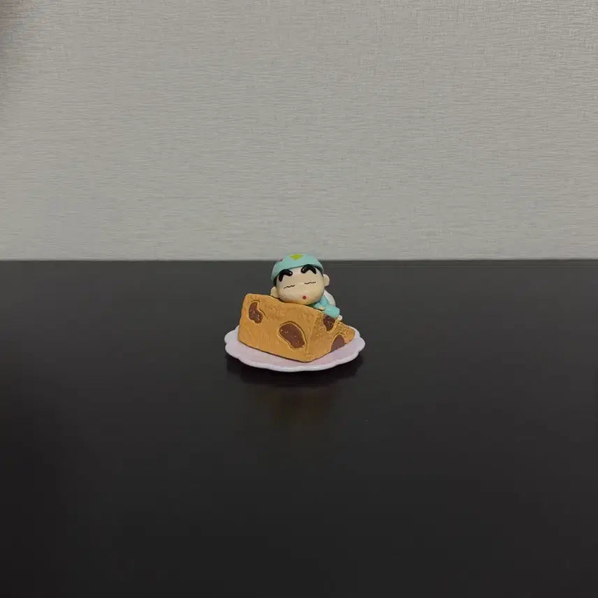 [BUNJANG] Crayon Shin-chan Sitting Figure / 짱구 피규어