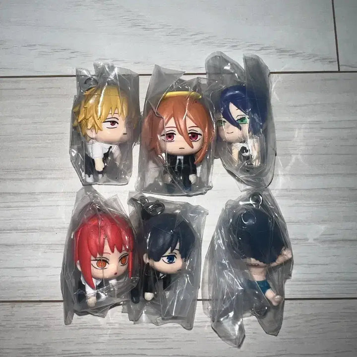 [BUNJANG] Chainsaw Man Round Gacha Keyring 1st Edition (Unsealed Full Set) / (고리형 통일 미개봉풀세트) 체인소맨 대롱가챠 키링 1탄