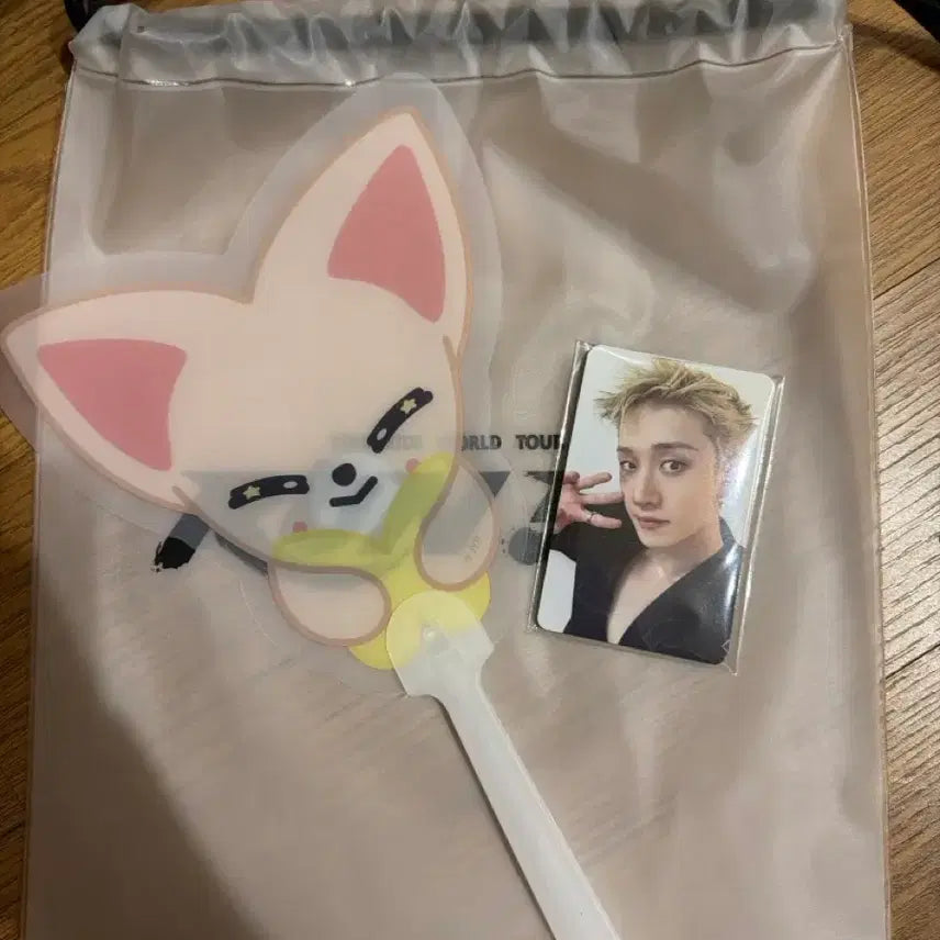 [BUNJANG] Stray Kids Foxy Photocard &amp; Fan &amp; Pouch Set / 스키즈 stray kids day 3 포카 폭시니 부채 7/29 콘서트 입장기프트