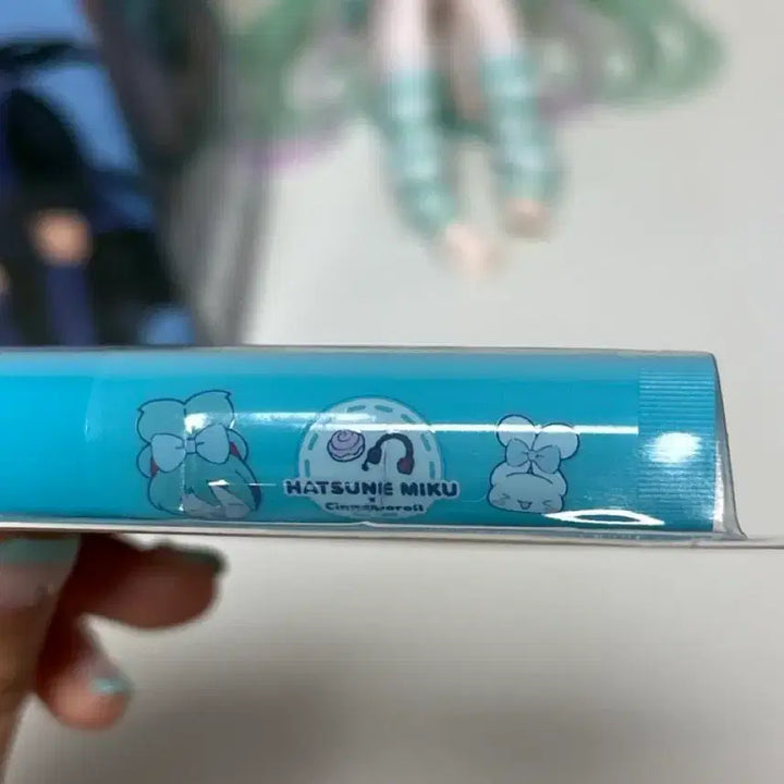 [BUNJANG] Miku Sanrio Cinnamoroll Collaboration Lip Balm / 미쿠 산리오 시나모롤 콜라보 립밤
