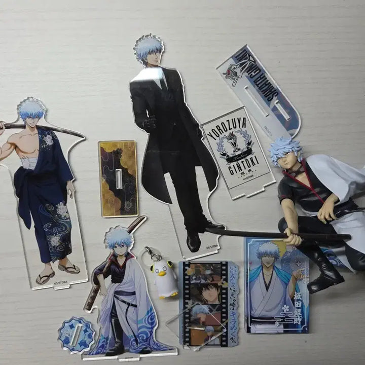 [BUNJANG] Gintoki Acrylic Standee &amp; Figure Bundle / 긴토키 아크릴,피규어 일괄