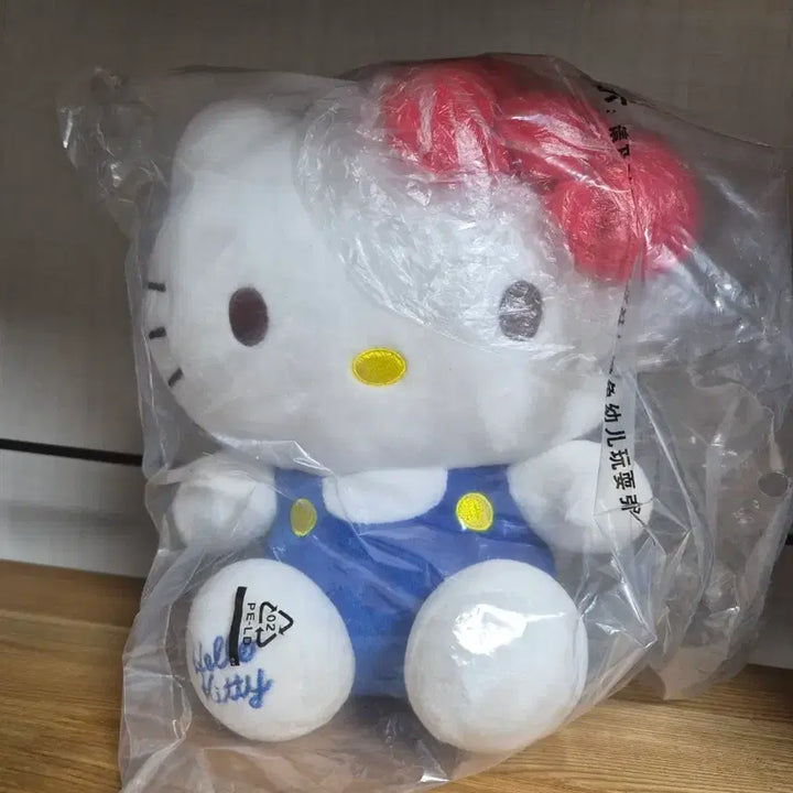 [BUNJANG] Sanrio Hello Kitty 21cm Plush Doll / 산리오 헬로키티 21cm 인형