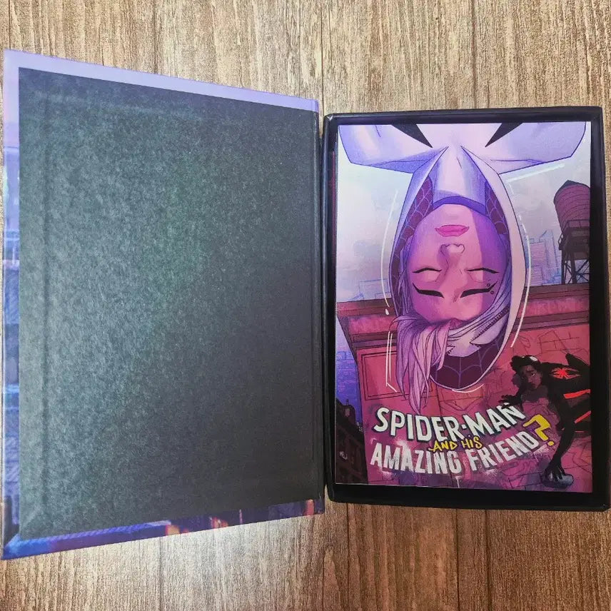 [BUNJANG] Spider-Man: Across the Spider-Verse 100 Postcard Book / 스파이더맨 어크로스 더 유니버스 엽서북 100