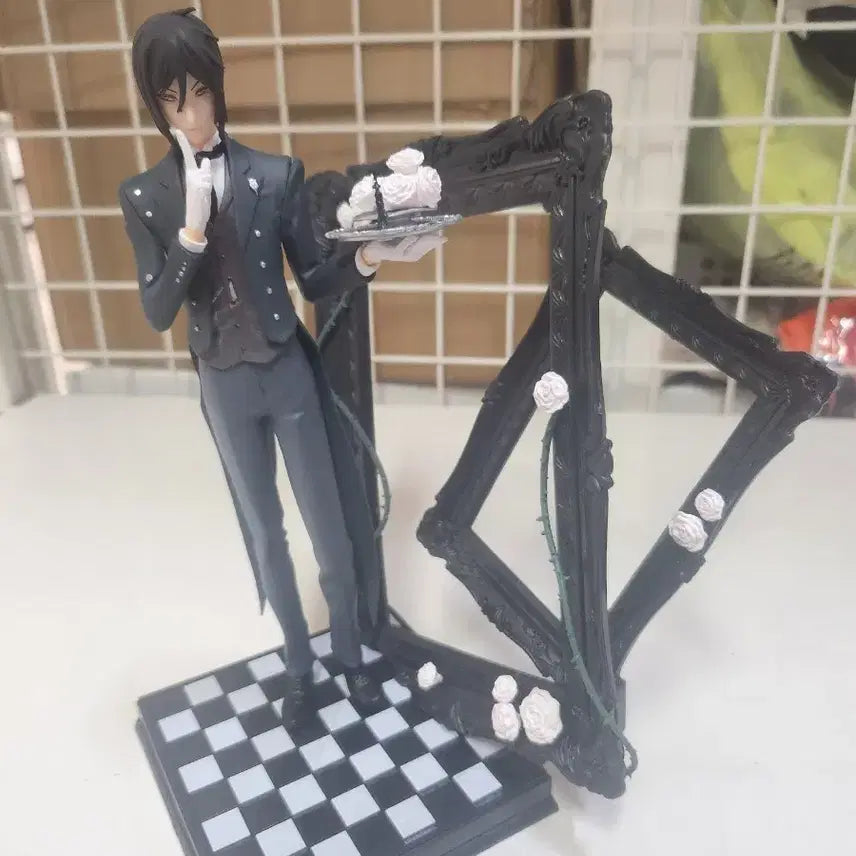 [BUNJANG] Black Butler Sebastian Figure / 흑집사 세바스찬 피규어