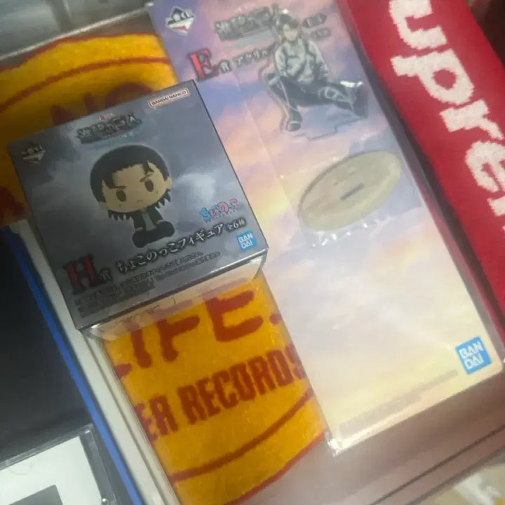 [BUNJANG] Attack on Titan Ichiban Kuji H &amp; E Prize / 진격의거인 쿠지 초코노코 H,E,F상 판매