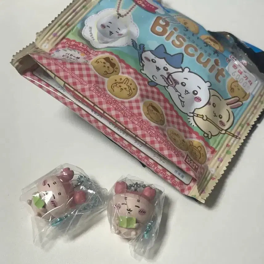 [BUNJANG] Bandai Chiikawa Mascott Biscuit Keychain - Kani / 반다이 치이카와 마스코트 비스킷 키링 - 카니