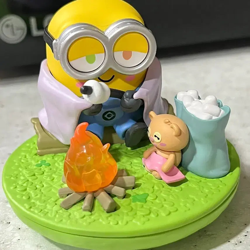 [BUNJANG] Minions Camping Limited Edition Figure Universal Studios Beijing / 미니언즈 캠핑 유니버셜 스튜디오 베이징 한정 피규어