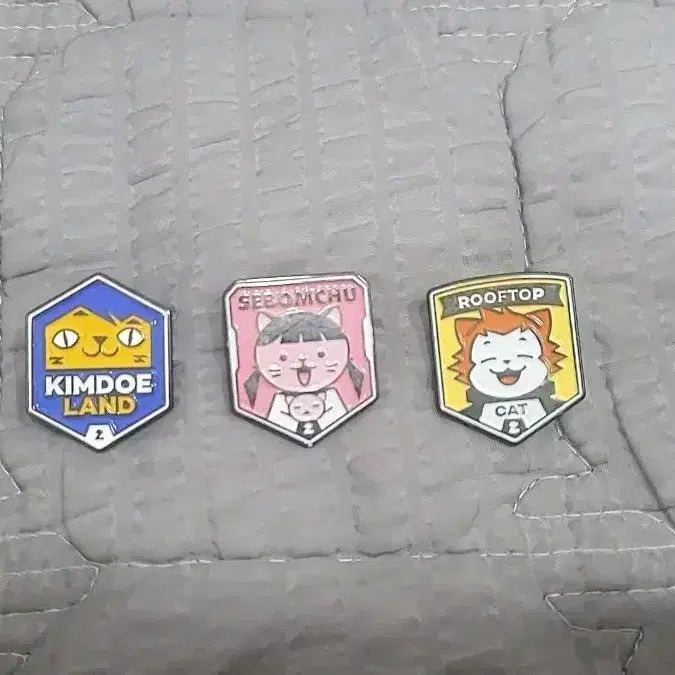[BUNJANG] Chijik Pop-up Store Metal Badge Set / 치지직 팝업스토어 금속 뱃지 판매합니다