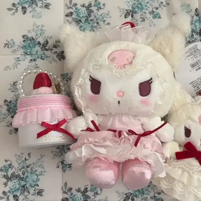 [BUNJANG] Sanrio Kuromi Shortcake Plush Doll Series 2 / 마지막9.0:) 산리오 쿠로미 쇼트케이크2 누이 팝니다