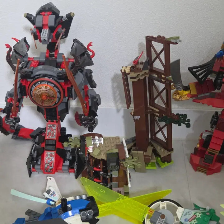 [BUNJANG] LEGO Ninjago Bulk Lot - Dawn of Iron Doom (70626) &amp; Samukai&