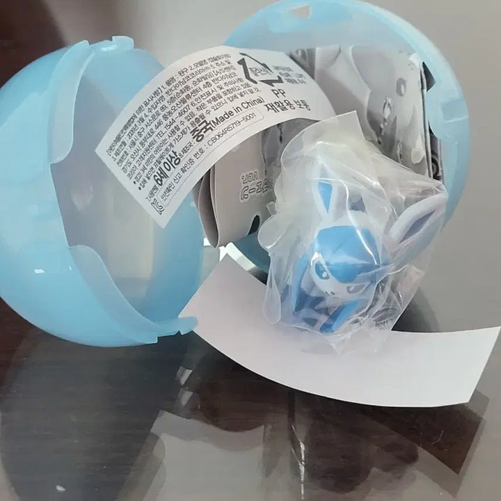 [BUNJANG] Eevee Evolution Dangling Mascot Gacha Glaceon / 이브이 진화 대롱대롱 마스코트 가챠(글레이시아)