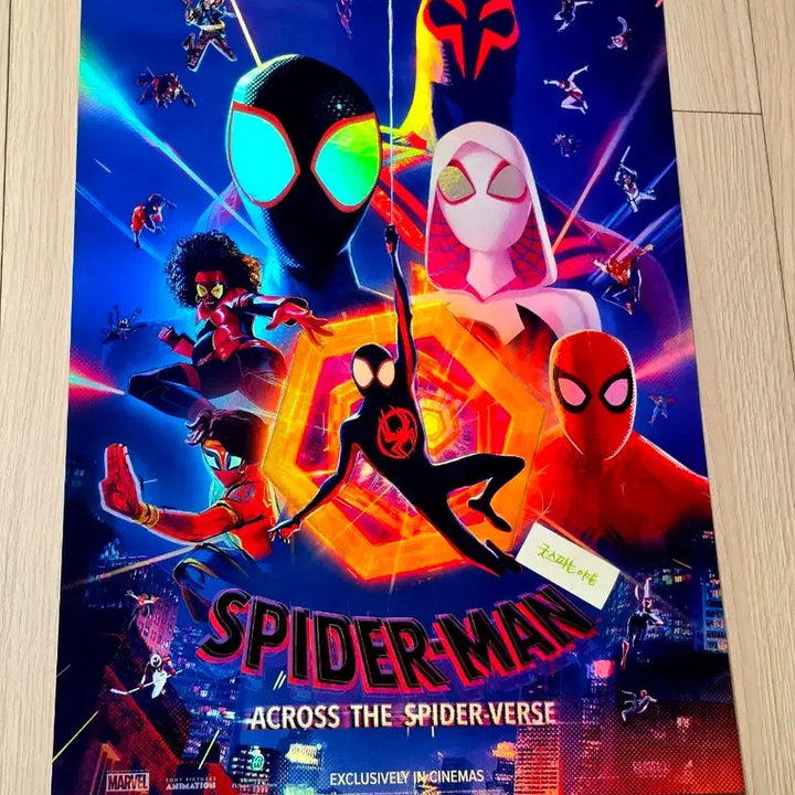 [BUNJANG] Spider-Man: Across the Spider-Verse MX4D Special Edition Poster (A3) / [초희귀한정판]영화 마블 스파이더맨 어크로스 더 스파이더버스 MX4D 후가공 특전 포스터(A3) 어더유 어스파 뉴스파 어크로스 더 유니버스 포스터