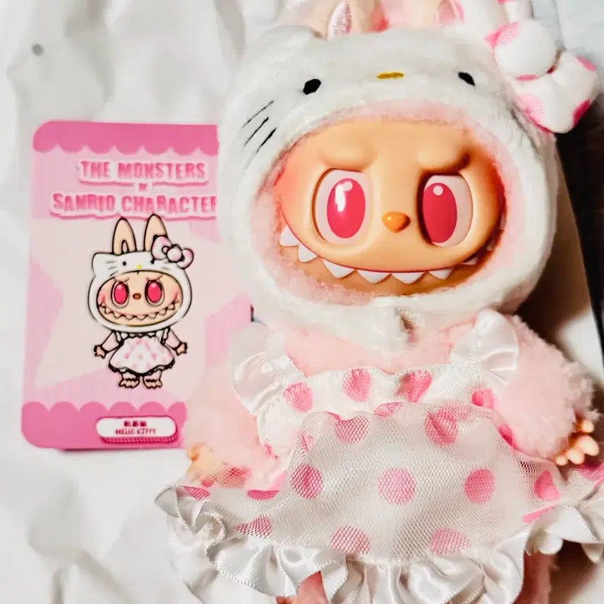 [BUNJANG] Pop Mart Labubu THE MONSTERS Hello Kitty Plush Keychain / 팝마트 라부부산리오 헬로키티 인형키링 THE MONSTERS SANRIO CHARACTERS