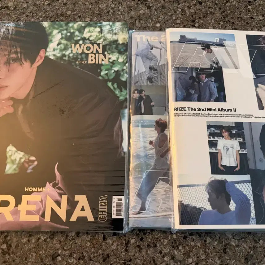 [BUNJANG] RIIZE Wonbin Arena Homme China Magazine (Sealed) + RIIZE Mini Album II Photobook A &amp; B (Sealed) / 라이즈 원빈 아레나 미개봉 잡지 ,미개봉 앨범 x2