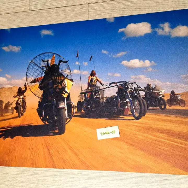 [BUNJANG] Mad Max: Furiosa Saga Artgraphy Megabox Poster (A3) - Limited Edition / [No.3아트그라피-초희귀한정판]영화 매드맥스 퓨리오사사가 아트그라피 메가박스 포스터(A3)