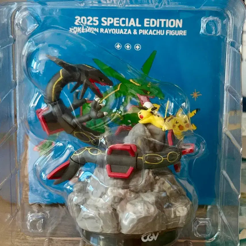 [BUNJANG] Rayquaza &amp; Pikachu Figure Set - CGV Special Edition / 레쿠쟈 피규어 판매합니다