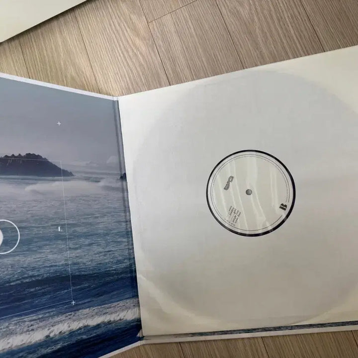 [BUNJANG] Wave to us LP Uncounted / 웨이브투어스 lp uncounted 0.00 팝니다