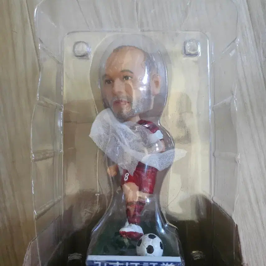 [BUNJANG] Vissel Kobe Iniesta Figure / 비셀고배 이니에스타 피규어