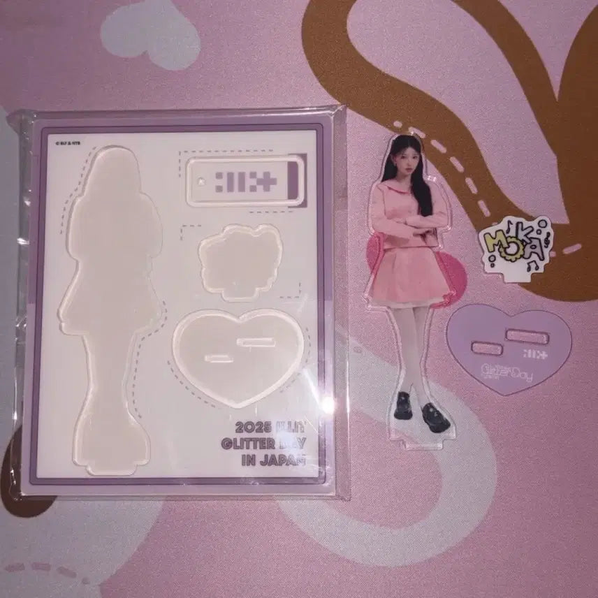 [BUNJANG] ILLIT Mocha Japan Glitter Day MD Acrylic Stand / 아일릿 모카 일본 재팬 글리터데이 md 아크릴 스탠드 양도
