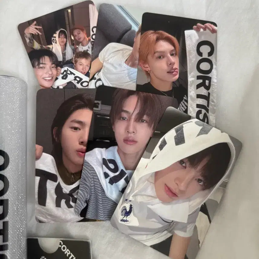[BUNJANG] CORTIS Release Party Full Set Slogan, Light Stick, Photocard / 코르티스 릴리즈파티 풀셋 슬로건 응원봉 포카