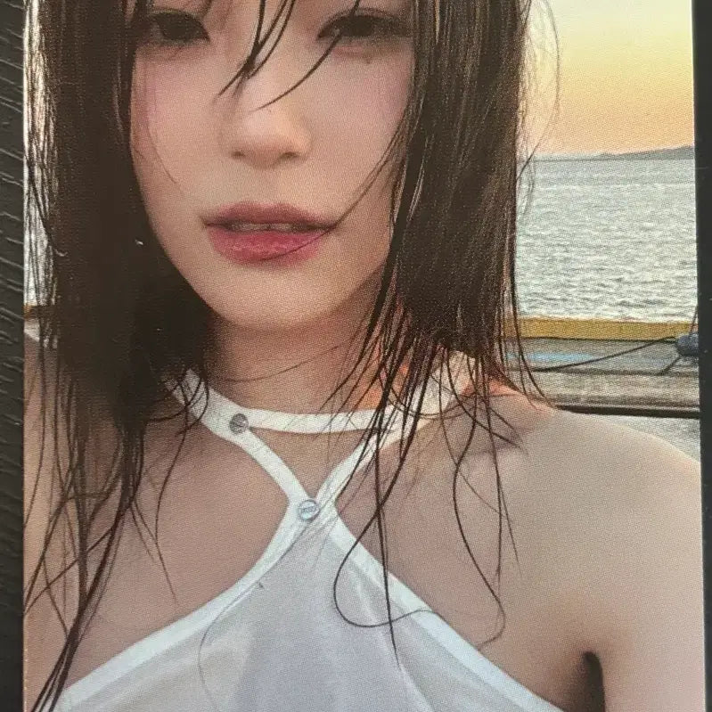 [BUNJANG] fromis_9 Jiheon Photocard Set / 프로미스나인 백지헌 포토카드 8장
