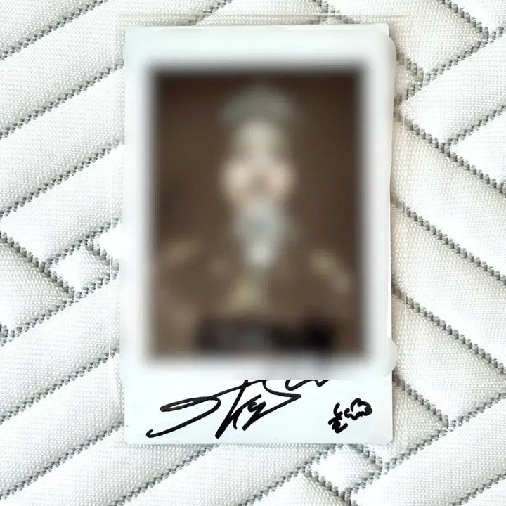 [BUNJANG] Kiss of Life Haneul Signed Polaroid Photocard / 키스오브라이프 하늘 사인 폴라로이드 싸폴 양도 싸인 kissoflife haneul 키오프
