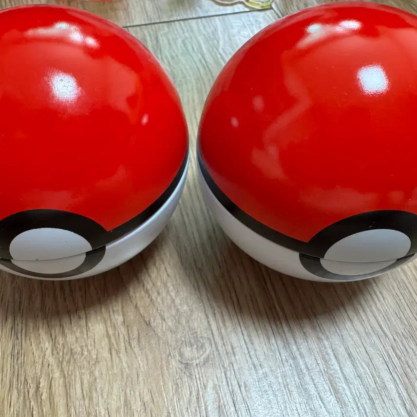 [BUNJANG] Pokemon Secret Forest 30th Anniversary Random Badge / 포켓몬스터 시크릿포레스트 30주년 랜덤뱃지