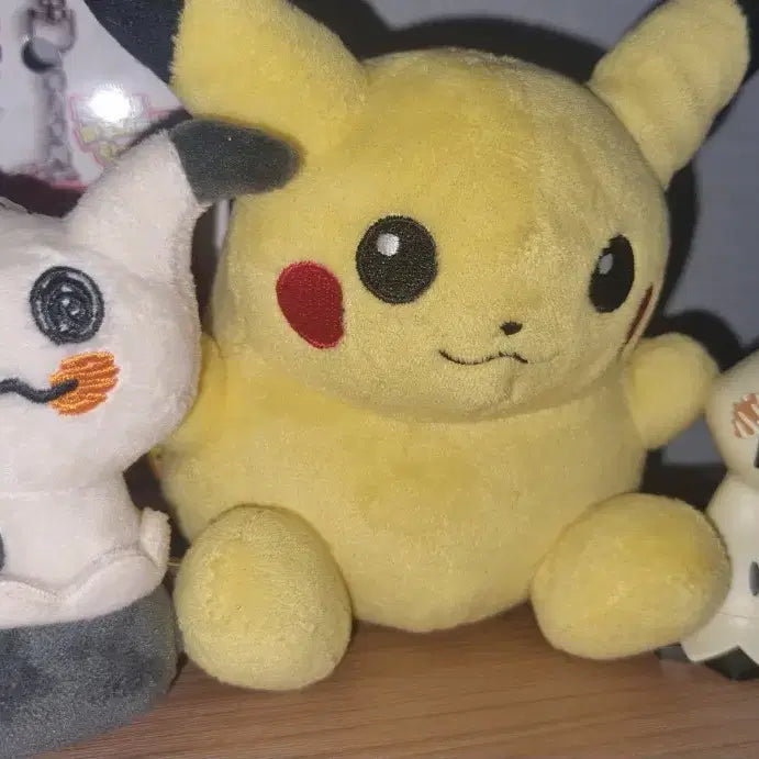 [BUNJANG] Pokemon Mimikyu Plush Charm / 고전 피카츄 인형 따라큐 몬콜레 피규어 인형키링