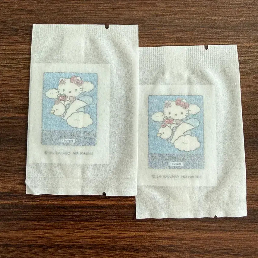 [BUNJANG] Hello Kitty Busan Apple Cafe Sticker Pack (Sealed, 2 pieces) / 헬로키티 부산 애플카페 띠부씰 스티커 미개봉 2개