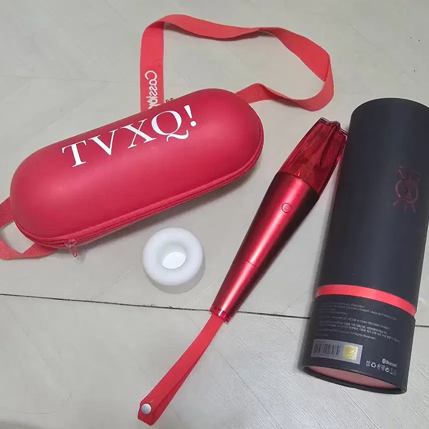 [BUNJANG] TVXQ! Official Light Stick Set with Bag, Stand, and Batteries / 동방신기 응원봉+가방+거치대+건전지