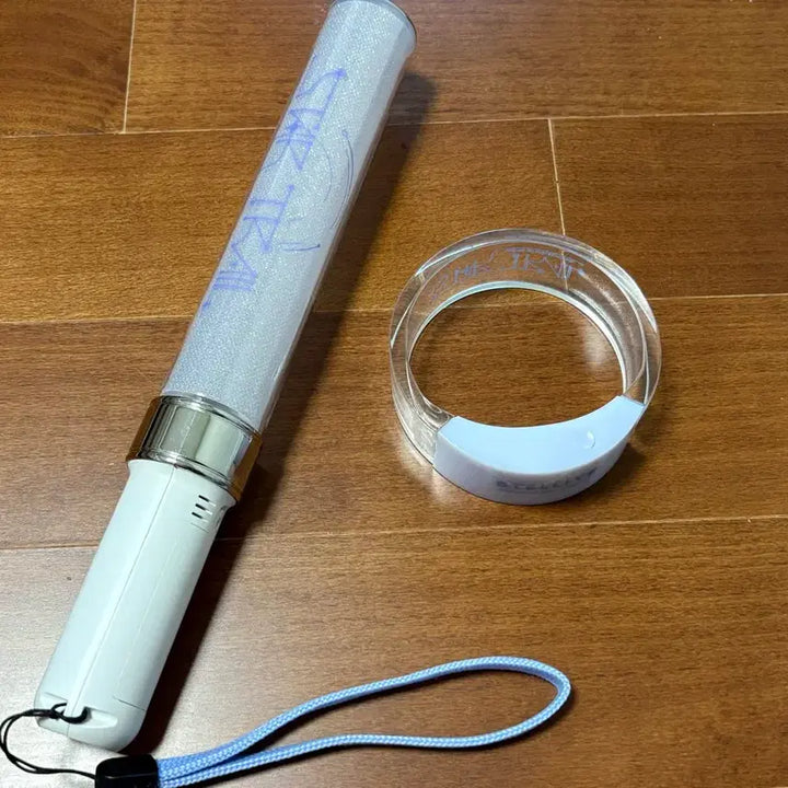 [BUNJANG] Starlight Live 2025 Concert Lightstick Cheer Bracelet / 스텔라이브 2025 콘서트 응원봉 응원팔찌 팝니다