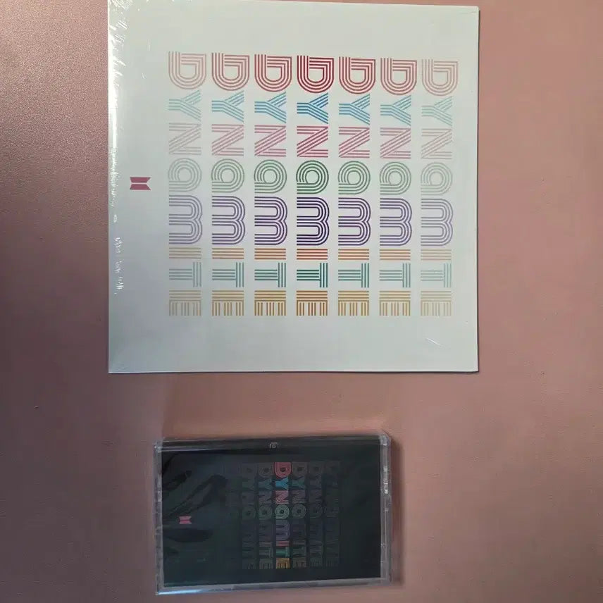 [BUNJANG] BTS Dynamite Limited Edition Vinyl LP + Cassette Tape (Sealed) / 미개봉) 방탄 다이너마이트 바이닐 앨피 + 테이프