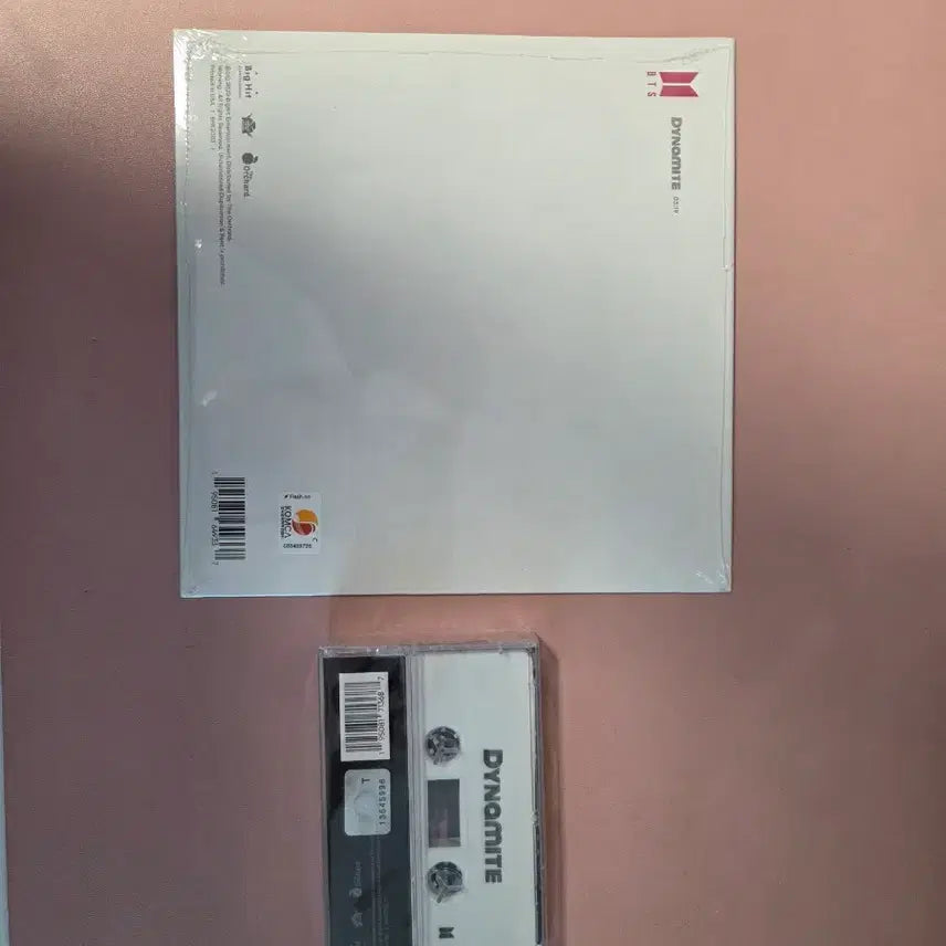 [BUNJANG] BTS Dynamite Limited Edition Vinyl LP + Cassette Tape (Sealed) / 미개봉) 방탄 다이너마이트 바이닐 앨피 + 테이프