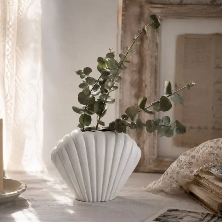 [BUNJANG] Vintage Matte Porcelain Vase - Shell Design / 빈티지 쉘 무광 포슬린 화병