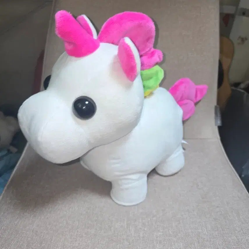 [BUNJANG] Roblox Adopt Me! Neon Unicorn Plush Toy / 정품 로블록스 입양하세요 네온 유니콘 인형 팝니다!