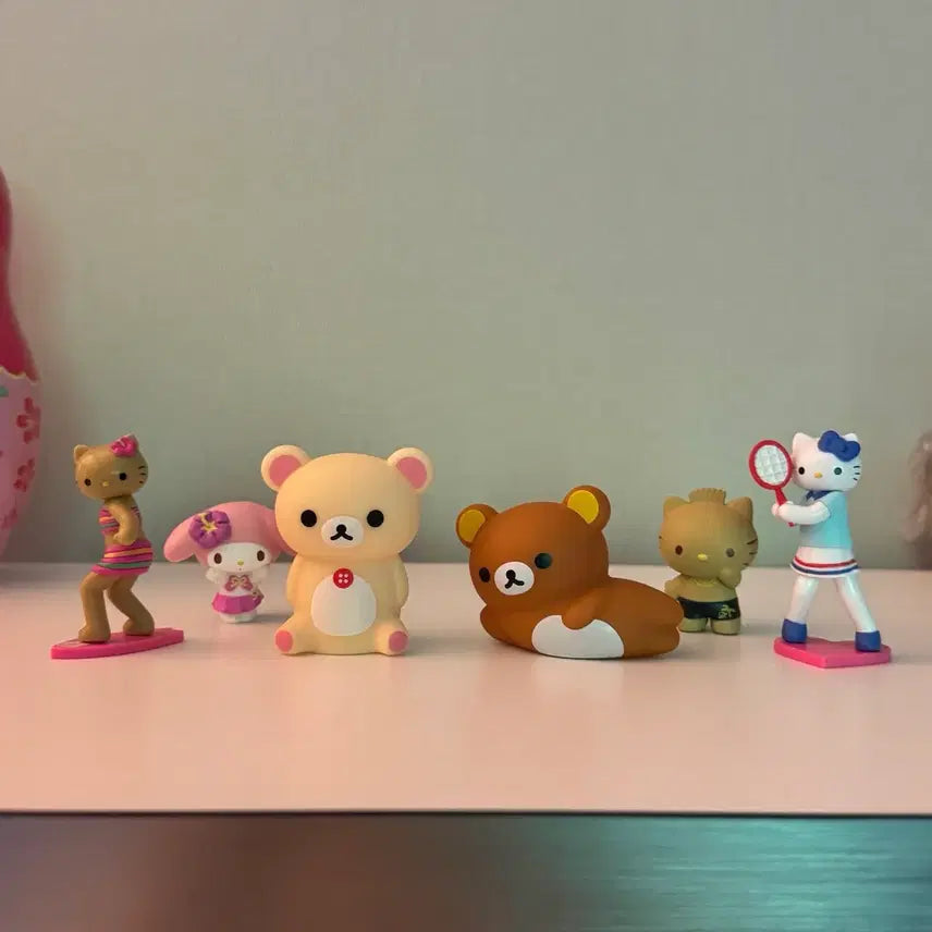 [BUNJANG] Sanrio Rilakkuma Hello Kitty Gacha Figures Set (6 Types) / [급처] 산리오 리락쿠마 헬로키티 가챠 피규어 6종 일괄