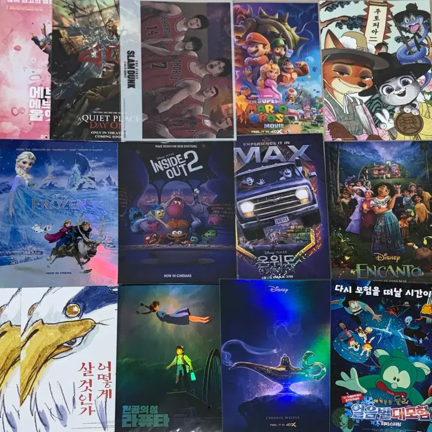 [BUNJANG] Animated Movie Poster Bundle (14 Posters) / (14장일괄)영화 애니 포스터 모음 겨울왕국 돌비 imax 슬램덩크 슈퍼마리오브라더스 주토피아2 인사이드아웃2 온워드 알라딘 둘리 에에올