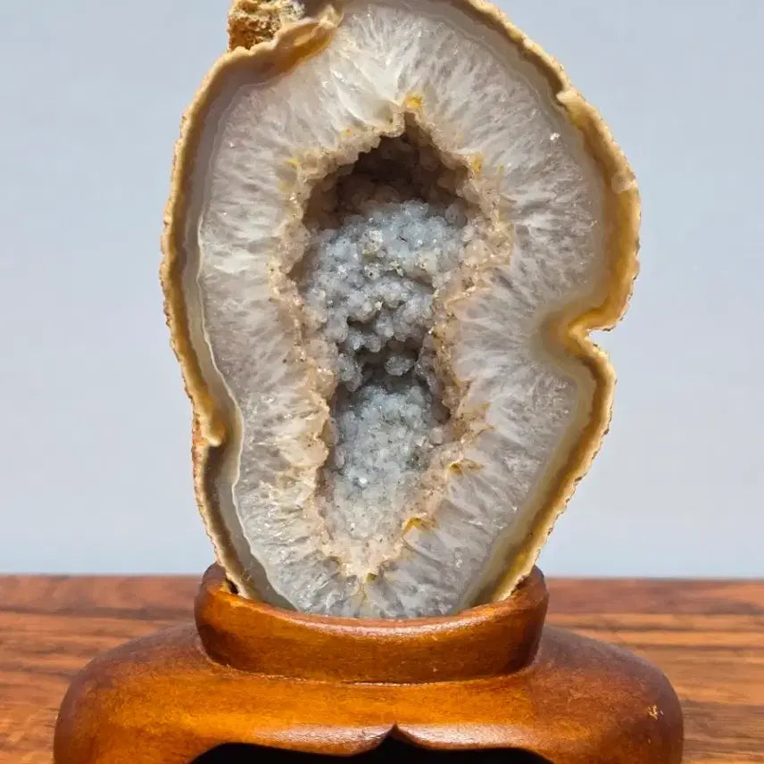 [BUNJANG] Brazilian Agate Mineral Specimen with Positive Energy / 26073045 좋은 에너지를 주는 영롱한 브라질 마노석 광물 수석 팝니다