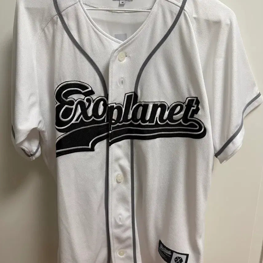 [BUNJANG] EXO Kai Early Version Uniform (Size M) / 엑소 카이 유니폼M 초창기 구버전