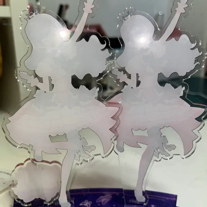 [BUNJANG] Prism Stone Ageha Mia Acrylic Stand Set / 급전오늘만할인)프리즘스톤 아미 아크릴 브이스퀘어 아라 아미 아게하 미아 아크릴