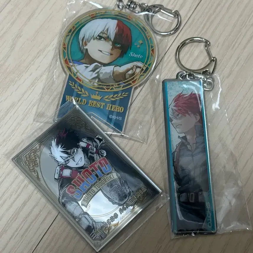[BUNJANG] My Hero Academia Art Exhibition Todoroki Shoto Metal Keychain &amp; 2 Other Items Bundle Set / 히로아카 원화전 토도로키 쇼토 메탈 키링 외 2종 일괄